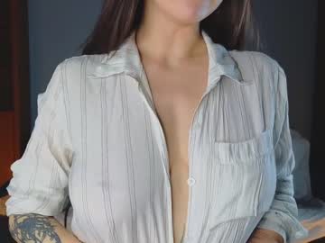 latina cam girl silvercorell image #4152944
