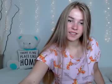 latina cam girl little__cherrry image #1664894