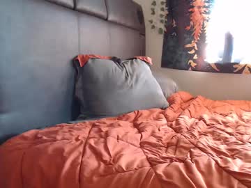 latina cam girl linnyxx image #4670348