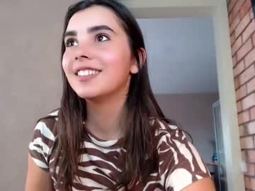 latina cam girl nika_la image #1035313