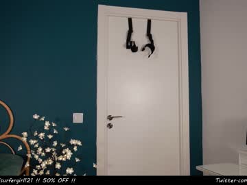 latina cam girl surfergirl121 image #3539142
