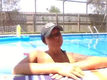 latina cam girl nellebeachgirl image #3395358