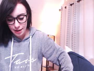 latina cam girl eeeveee image #295323