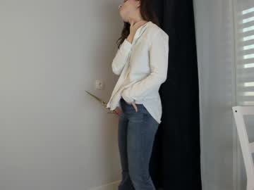 latina cam girl annachristiane image #2711703