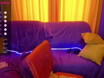 latina cam girl ella_gartner image #1346546