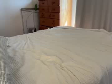 latina cam girl foxyone01 image #4318422