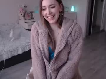 latina cam girl uwuxo image #624529