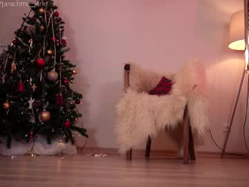 latina cam girl peach_me image #530902