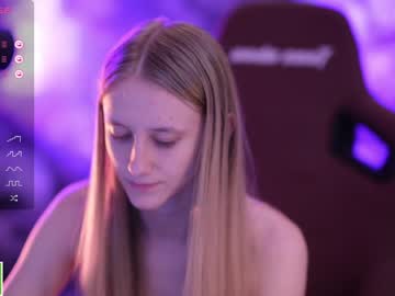 latina cam girl angeellina image #4308817