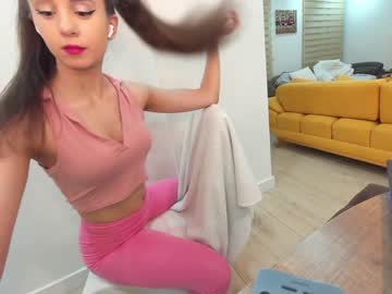 latina cam girl ehotlovea image #1989058