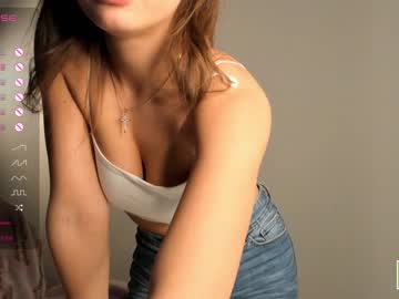 latina cam girl brittcubitt image #4371559
