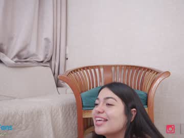 latina cam girl _lasuescun image #3204860