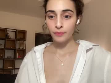 latina cam girl wonderland_stia image #3672230
