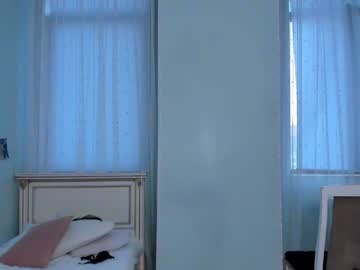 latina cam girl azumi_01 image #1148482