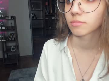 latina cam girl mightiness_love image #4657560