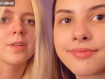 latina cam girl iliziamain image #1193595