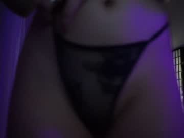 latina cam girl jadeperez_ image #2253480