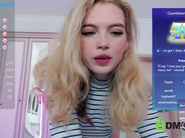 latina cam girl small_blondee image #2282272
