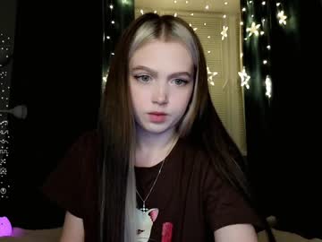 latina cam girl small_blondee image #3768622