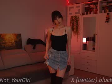 latina cam girl _blackbee_ image #4051902