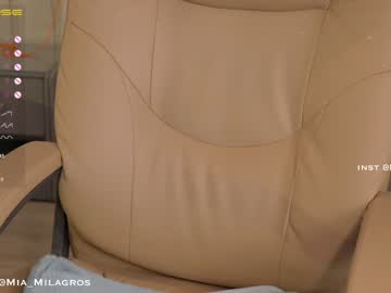 latina cam girl mia_milagros image #2225120