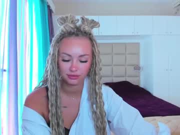latina cam girl 8a8y_nura image #1629057