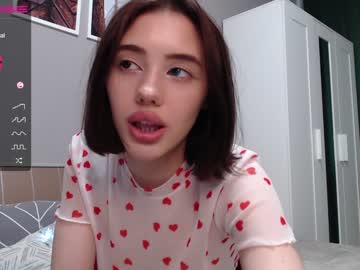 latina cam girl angella_kleee image #1015829