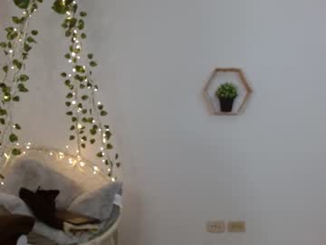 latina cam girl _sweetzoe_ image #2279917