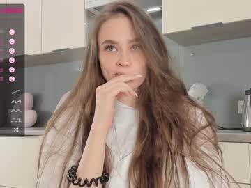 latina cam girl miaaperry image #2509230