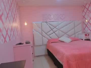 littleanyy latina cam