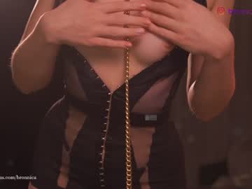 latina cam girl bronnica image #4458837