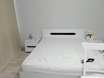 latina cam girl yana_squrel_22 image #1058561