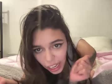 latina cam girl tessasavanna image #4690409