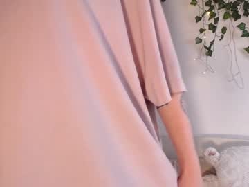 latina cam girl lillpio image #2117971