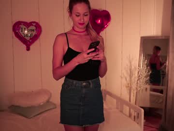 latina cam girl stella_and_stephan image #2490598