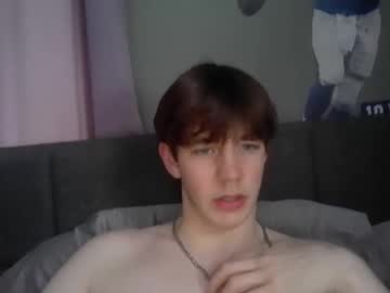yungphysique0 latina cam
