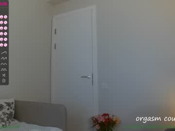 latina cam girl laura_sanguinar image #2097787