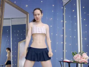 latina cam girl kriskras__ image #2877821