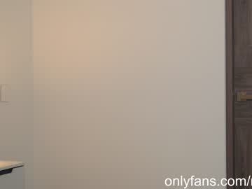 latina cam girl naughtysammx image #4377884