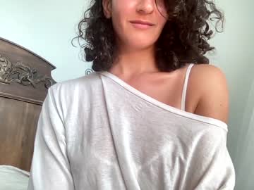 latina cam girl annareyle image #1296141