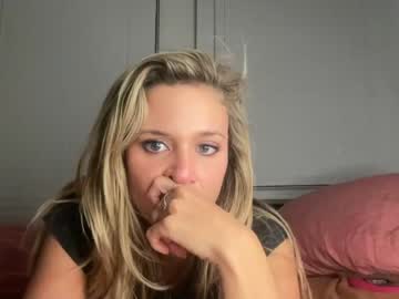 latina cam girl yourdiscodoll image #2819824