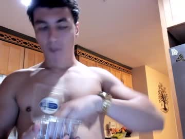 latina cam man ilbambino22 image #4414205