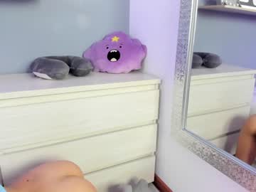 latina cam girl saschaholmen image #2045619
