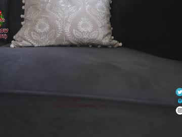 latina cam girl emma_lu1 image #2208378