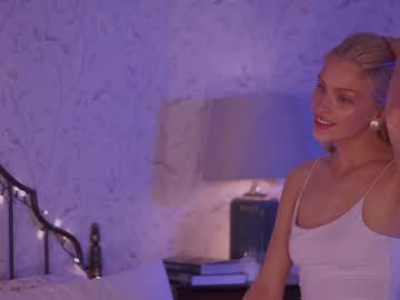 latina cam girl _2strangers image #1339961