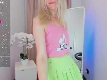 latina cam girl betty_lovee image #4643403