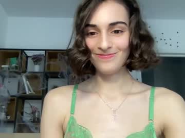 latina cam girl wonderland_stia image #3700014