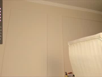 latina cam girl nao_mi_ image #3618122