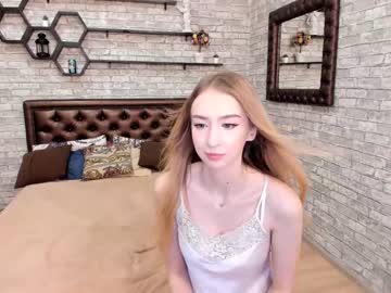 latina cam girl gudeetama image #83645