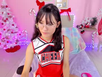 latina cam girl little_effy18 image #2175855